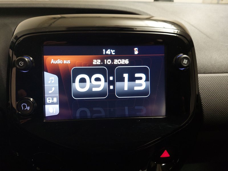 Citroën C1 1.0 Feel • kamera • klima — 18