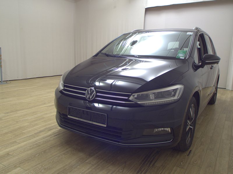 Volkswagen Touran 2.0 TDI automatik Highline • ACC • električna peta vrata — 2