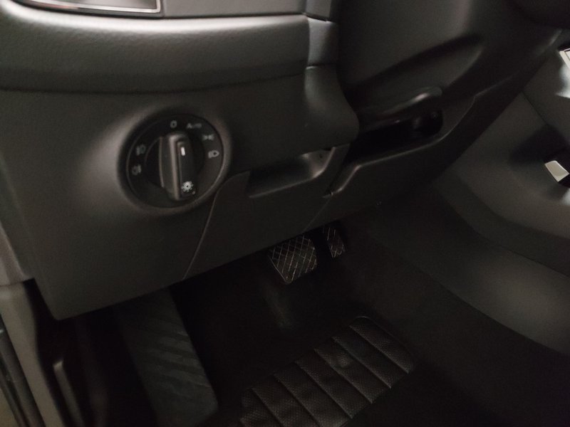 Škoda Kodiaq 2.0 TDI automatik Ambition • adaptivno ogibanje • kuka za vuču — 7