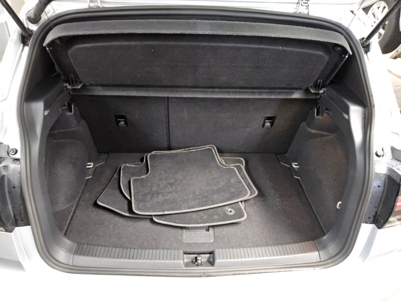 Volkswagen T-Cross 1.5 TSI automatik R-Line • ACC • digitalni instrumenti — 12