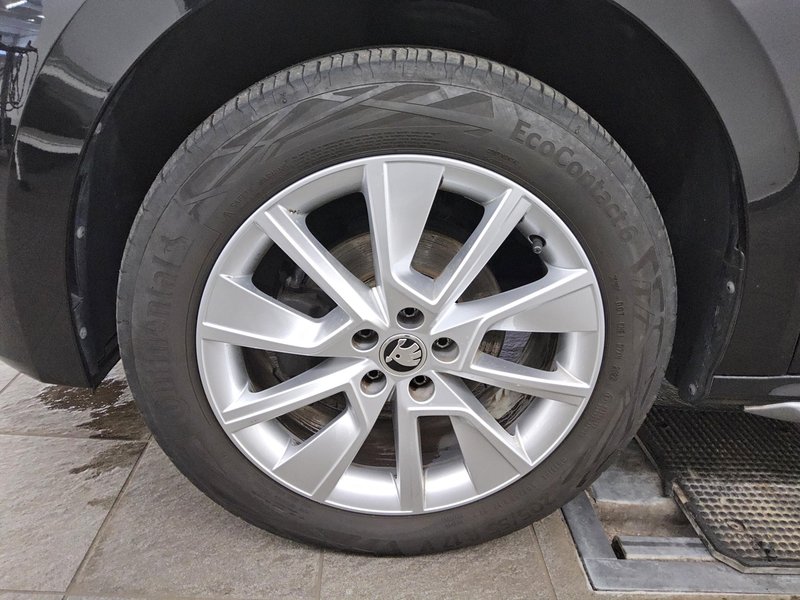Škoda Kamiq 1.0 TSI automatik Style • LED • digitalni instrumenti — 11