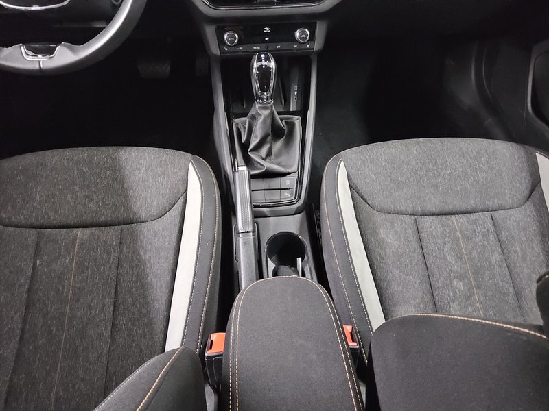 Škoda Kamiq 1.0 TSI automatik Style • LED • digitalni instrumenti — 6