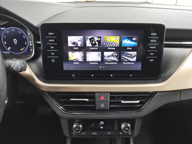 Škoda Kamiq 1.0 TSI automatik Style • LED • digitalni instrumenti — 7