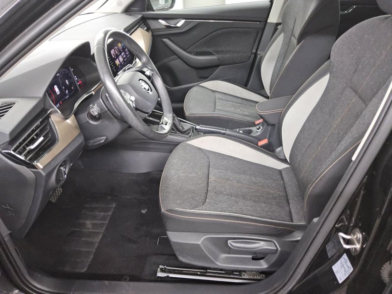 Škoda Kamiq 1.0 TSI automatik Style • LED • digitalni instrumenti — 9