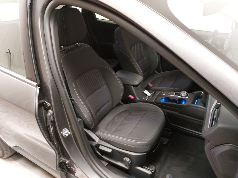 Ford Kuga 2.0 EcoBlue automatik Titanium • AHK • Full LED — 10