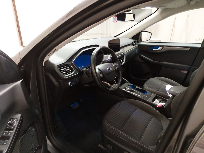 Ford Kuga 2.0 EcoBlue automatik Titanium • AHK • Full LED — 6