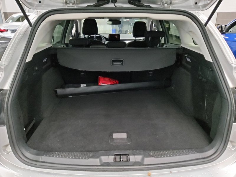 Ford Focus Turnier 1.5 EcoBlue automatik Cool&Connect • ACC • LED — 11