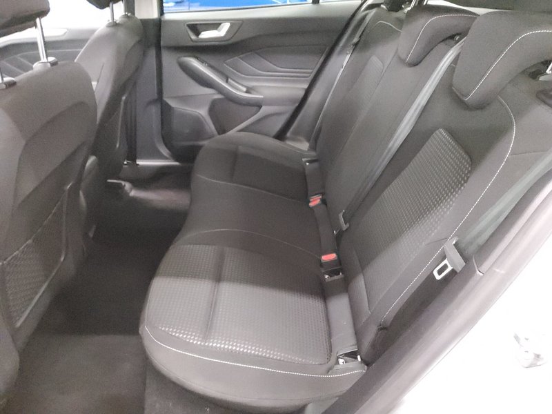 Ford Focus Turnier 1.5 EcoBlue automatik Cool&Connect • ACC • LED — 13