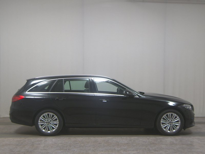 Mercedes-Benz C 200 d karavan automatik Avantgarde • LED • digitalni instrumenti