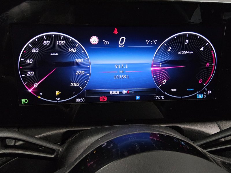 Mercedes-Benz C 200 d karavan automatik Avantgarde • LED • digitalni instrumenti — 8