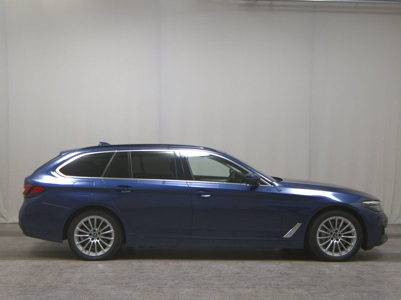 BMW 530e Touring automatik • Kuka za vuču (zakretna) • ACC