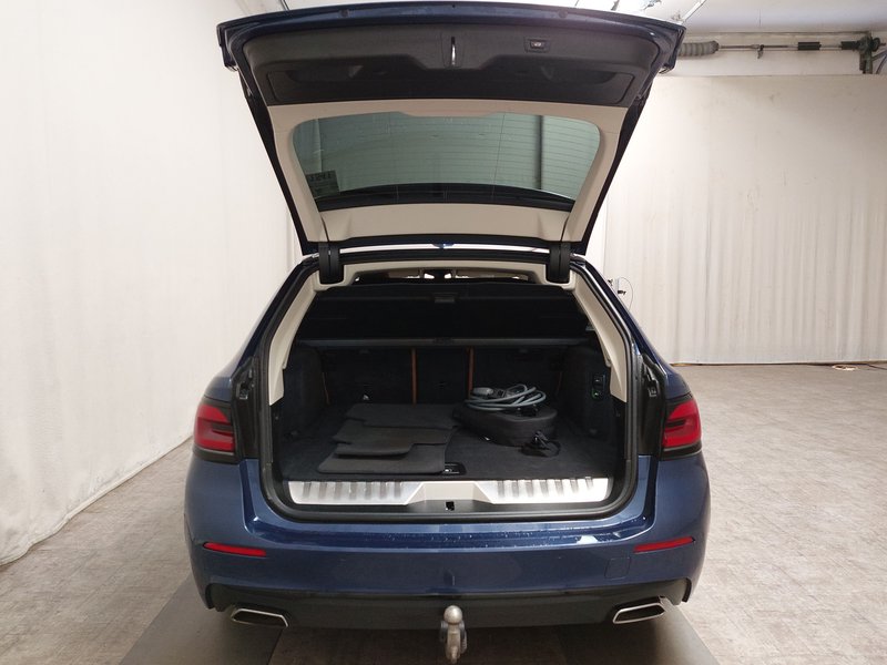 BMW 530e Touring automatik • Kuka za vuču (zakretna) • ACC — 17