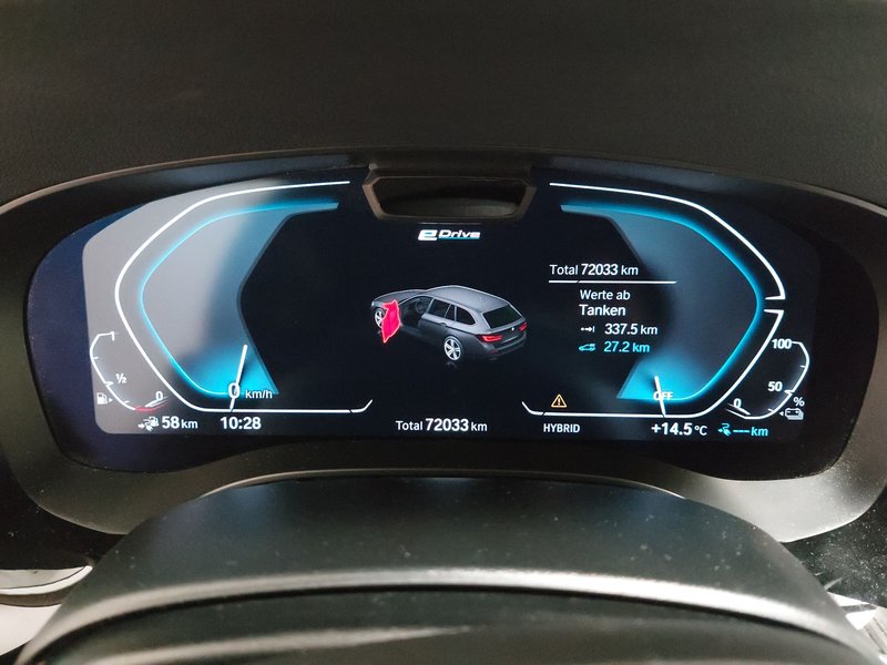 BMW 530e Touring automatik • Kuka za vuču (zakretna) • ACC — 22