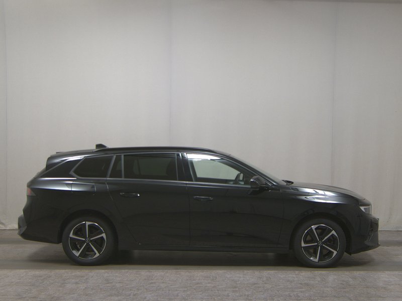 Opel Astra Sports Tourer 1.5 D automatik GS Line • grijano staklo • 360° kamera
