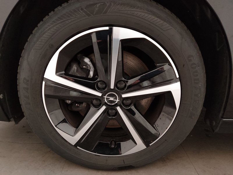 Opel Astra Sports Tourer 1.5 D automatik GS Line • grijano staklo • 360° kamera — 8