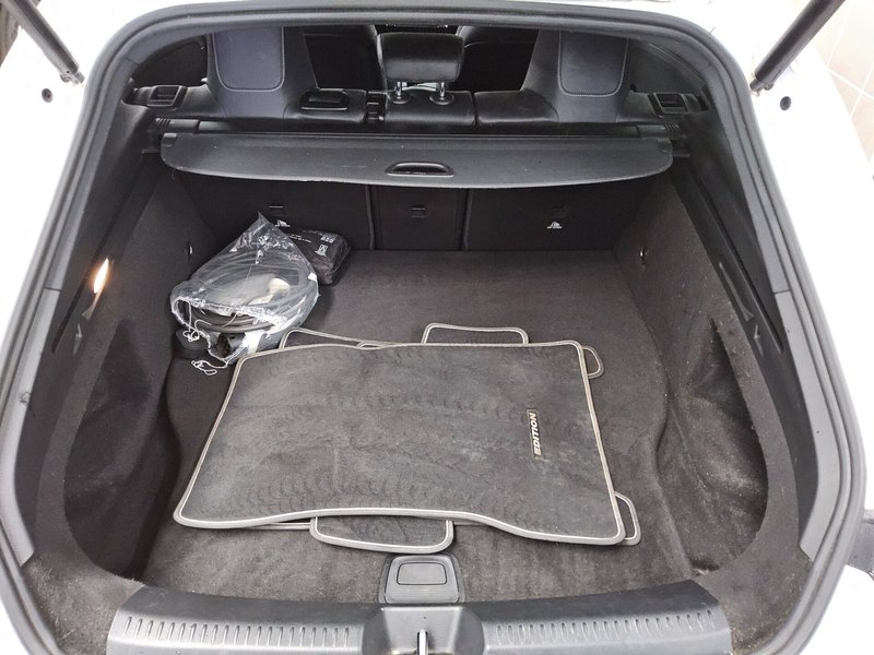 Mercedes-Benz CLA 250 e Shooting Brake automatik AMG Line • LED — 13