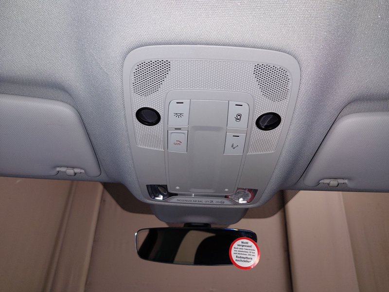 Audi Q3 35 TDI • 360° kamera • Električna peta vrata — 13