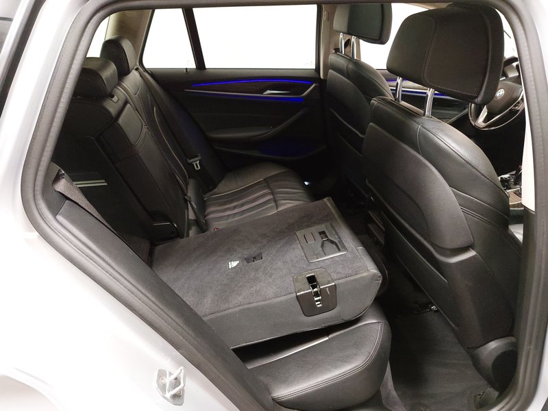 BMW 530d Touring automatik Luxury Line • ACC • AHK — 11