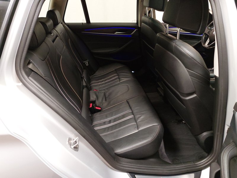 BMW 530d Touring automatik Luxury Line • ACC • AHK — 12
