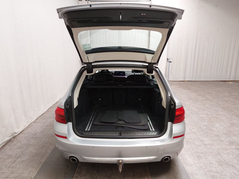 BMW 530d Touring automatik Luxury Line • ACC • AHK — 18