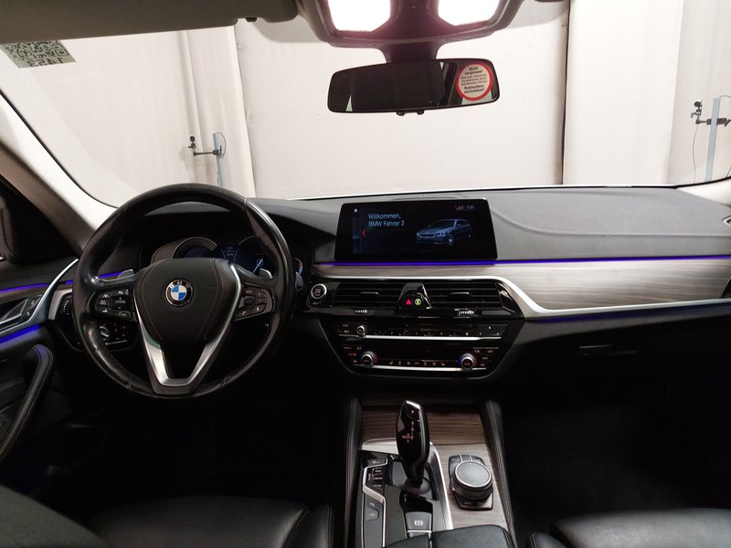 BMW 530d Touring automatik Luxury Line • ACC • AHK — 19
