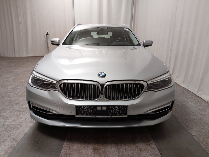 BMW 530d Touring automatik Luxury Line • ACC • AHK — 9