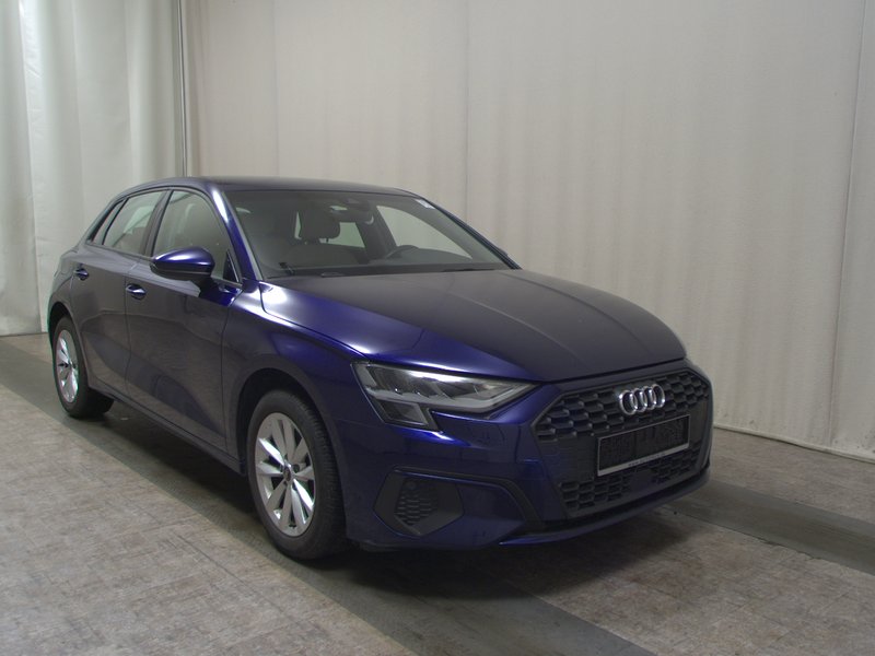 Audi A3 Sportback 30 TFSI • LED • digitalni instrumenti — 3