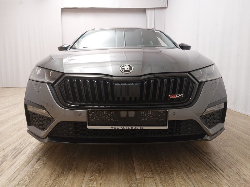 Škoda Octavia Kombi 2.0 TDI automatik RS • ACC • HUD — 9