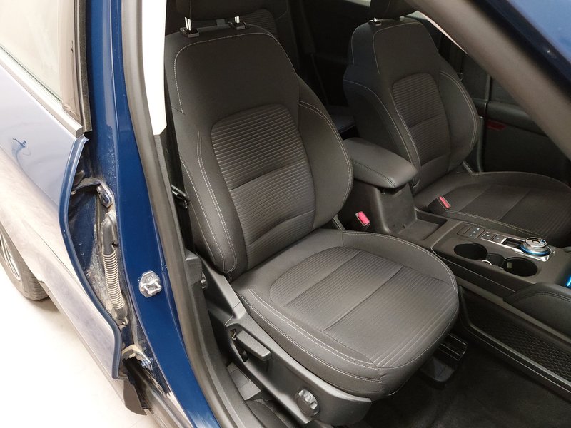 Ford Kuga 1.5 EcoBlue automatik Titanium • Kuka za vuču (AHK) • bežično punjenje — 10