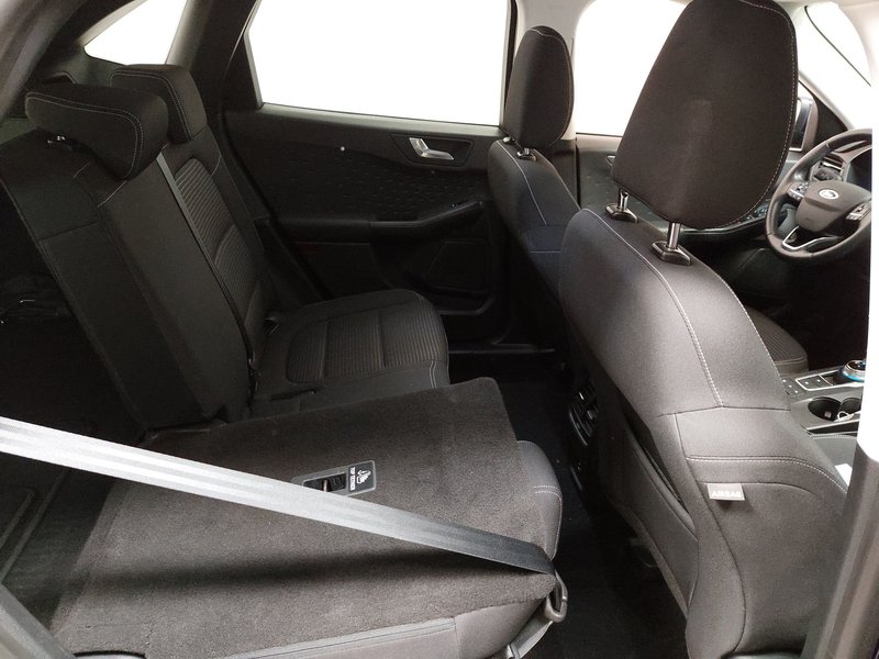 Ford Kuga 1.5 EcoBlue automatik Titanium • Kuka za vuču (AHK) • bežično punjenje — 11