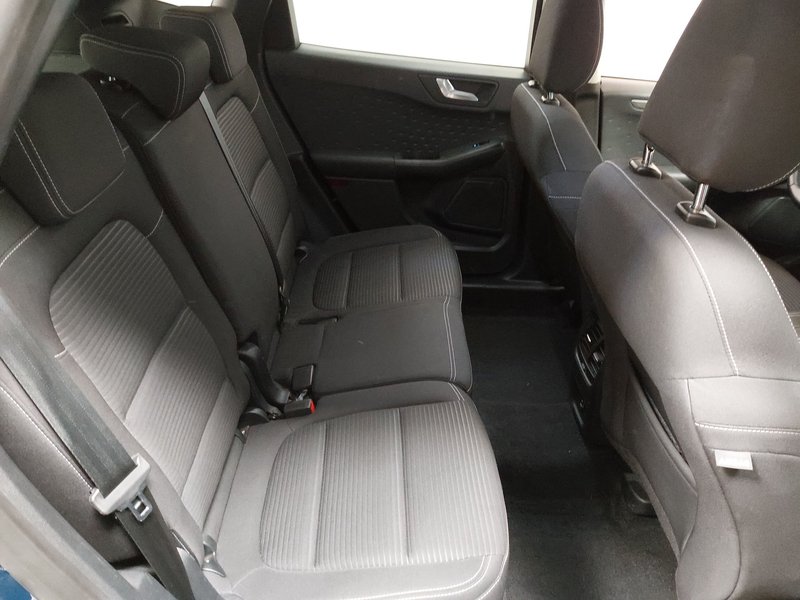 Ford Kuga 1.5 EcoBlue automatik Titanium • Kuka za vuču (AHK) • bežično punjenje — 12