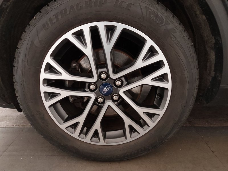 Ford Kuga 1.5 EcoBlue automatik Titanium • Kuka za vuču (AHK) • bežično punjenje — 8