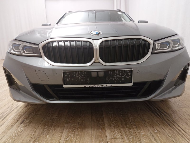 BMW 318i Touring automatik • HUD • LED — 10