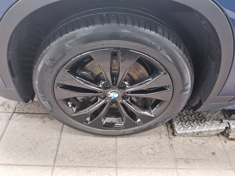 BMW X1 xDrive25d automatik Sport Line • LED — 10