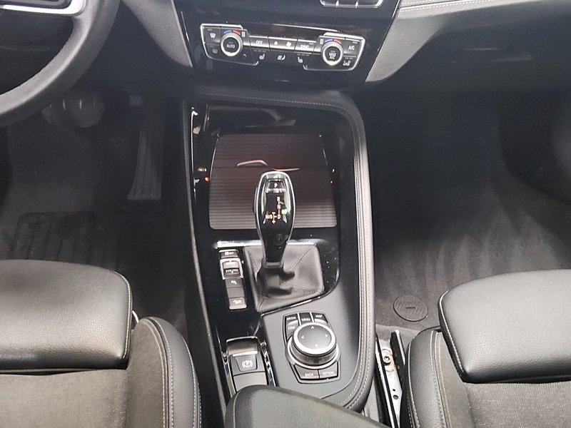 BMW X1 xDrive25d automatik Sport Line • LED — 6