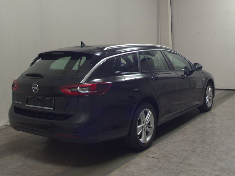 Opel Insignia ST 1.5 D Business automatik • LED • navigacija — 4