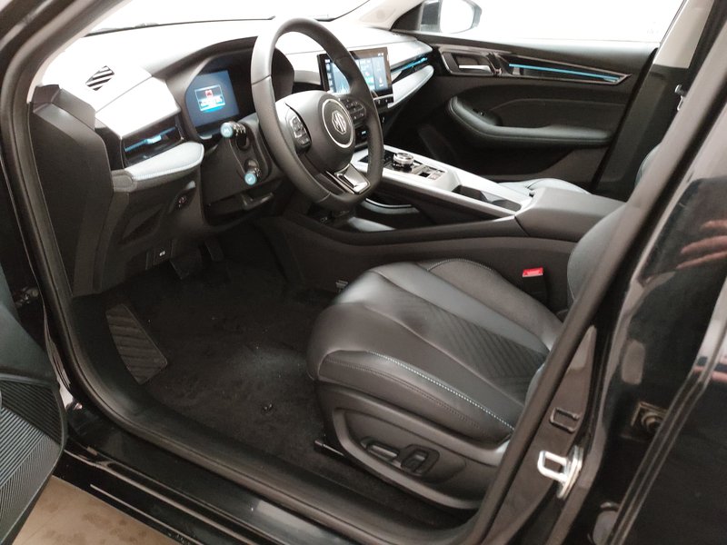 MG5 Electric Comfort • 360° kamera • ACC — 6