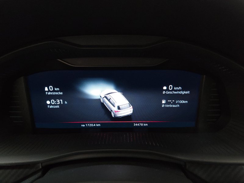 Škoda Kamiq 1.5 TSI Monte Carlo • panorama • LED — 20