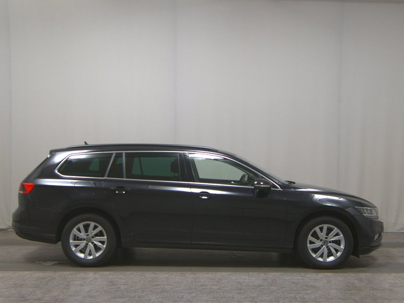 Volkswagen Passat Variant 2.0 TDI Business • ACC • električna peta vrata