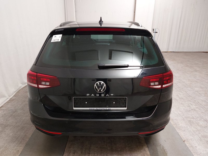 Volkswagen Passat Variant 2.0 TDI Business • ACC • električna peta vrata — 14