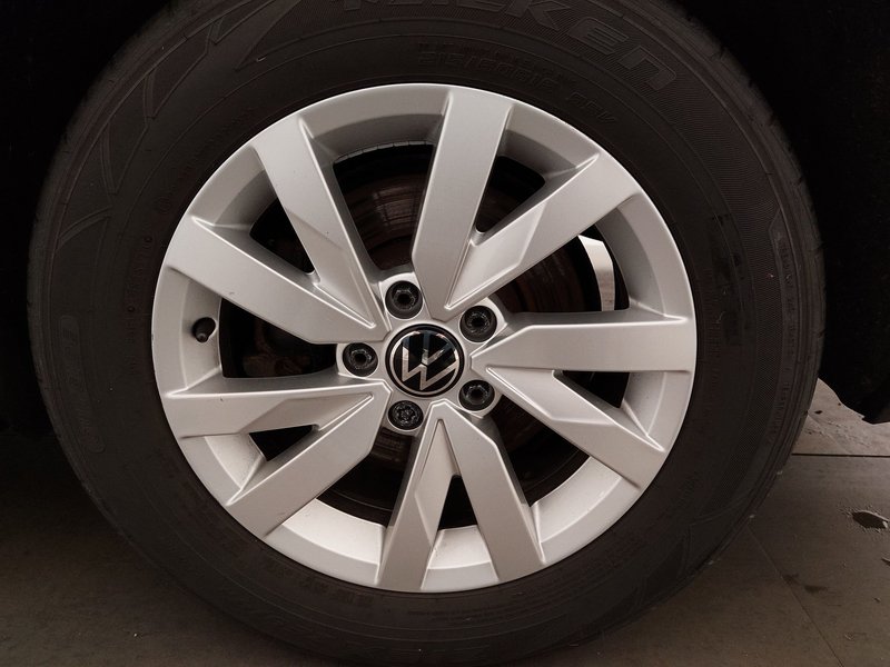 Volkswagen Passat Variant 2.0 TDI Business • ACC • električna peta vrata — 8