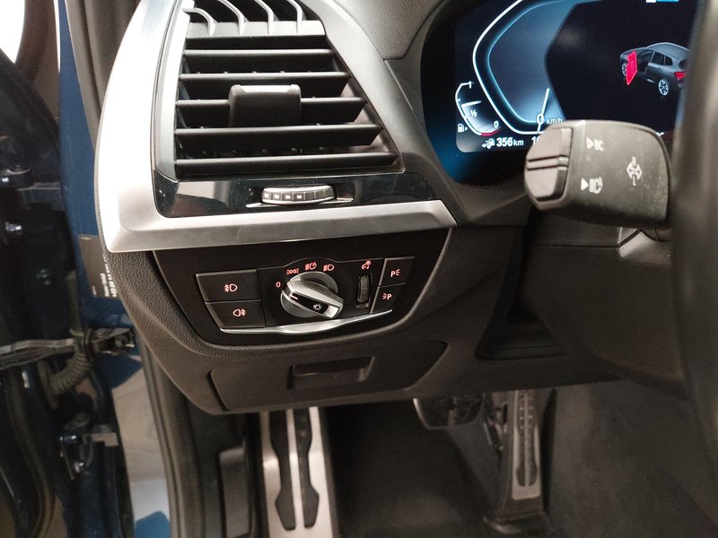 BMW X3 xDrive30e M Sport automatik • 360° kamera • električna peta vrata — 7