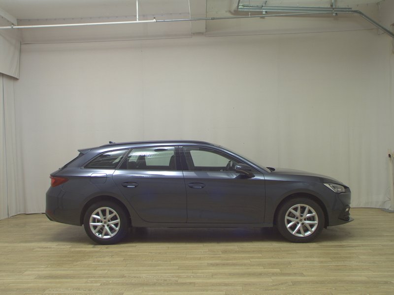SEAT Leon Sportstourer 2.0 TDI automatik Style • ACC • Full LED
