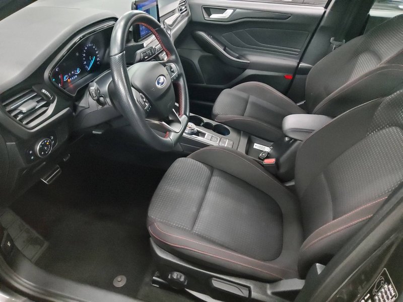 Ford Focus Turnier 1.5 EcoBoost automatik • LED • navi — 8