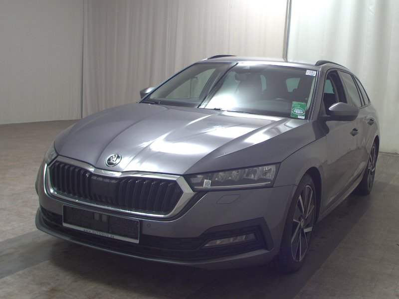 Škoda Octavia Kombi 2.0 TDI automatik Ambition • ACC • AHK — 2