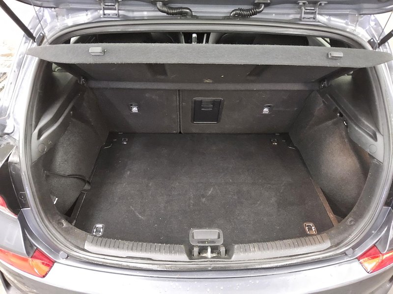 Hyundai i30 1.4 T-GDI N-Line automatik • bežično punjenje • navigacija — 12