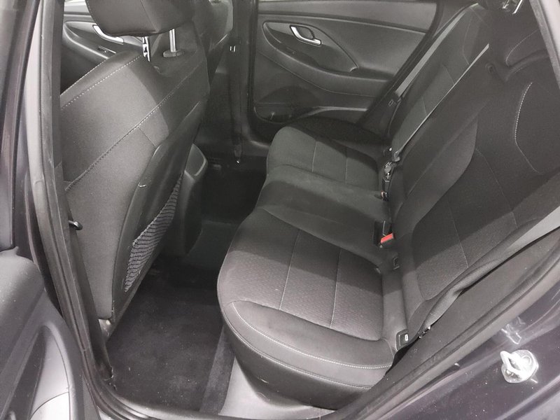 Hyundai i30 1.4 T-GDI N-Line automatik • bežično punjenje • navigacija — 13