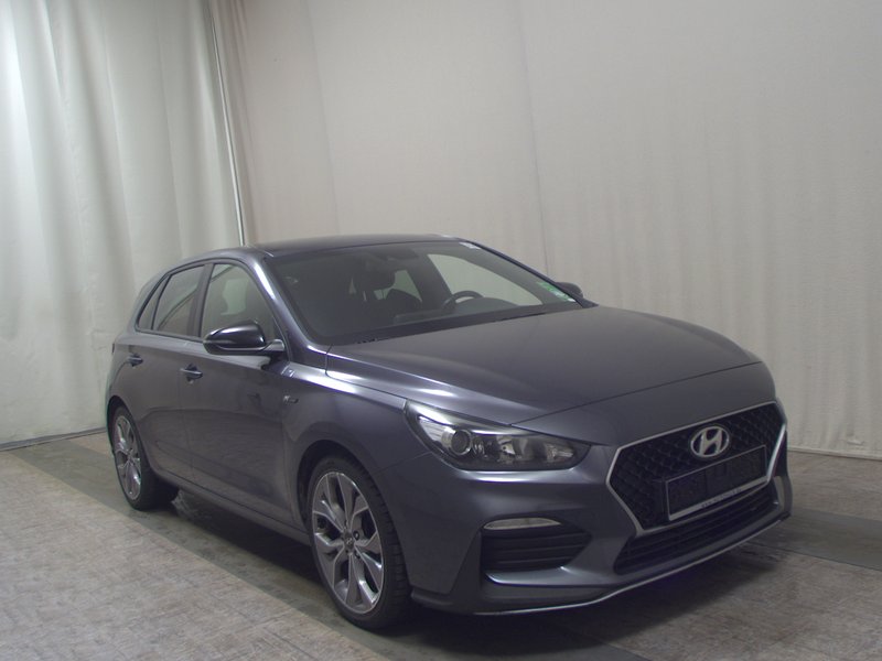 Hyundai i30 1.4 T-GDI N-Line automatik • bežično punjenje • navigacija — 3
