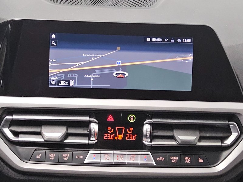 BMW 320d automatik Advantage • LED — 7