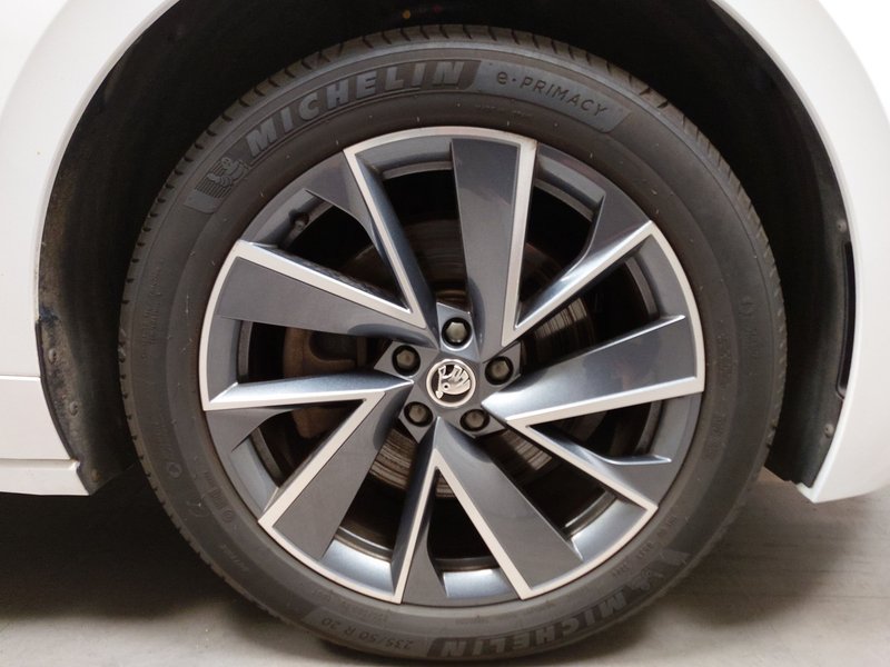Škoda Enyaq iV 80 SportLine • ACC • AHK — 11